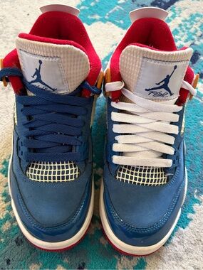 Retro Jordan 4